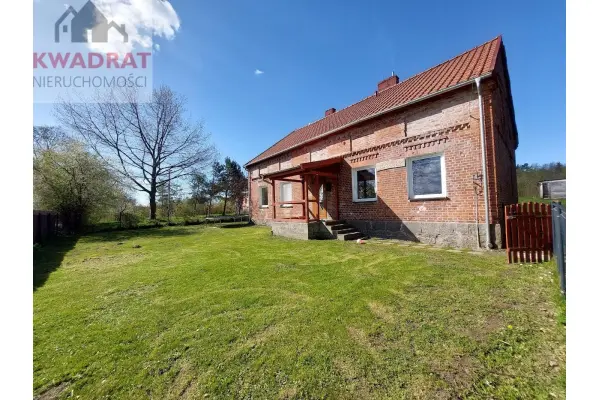 braniewski, Frombork, Dom pod Fromborkiem- z podziałem na 2 lokale