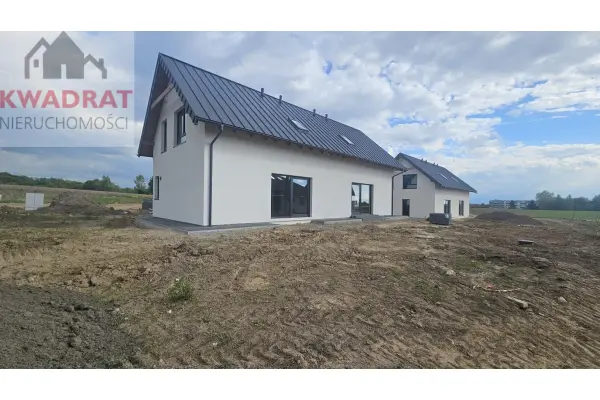Elbląg, Okólnik, Nowe domy bliźniaki przy ulicy Okólnik