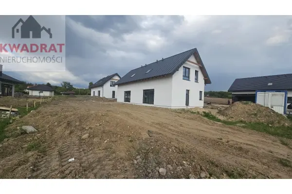 Elbląg, Okólnik, Nowe domy bliźniaki przy ulicy Okólnik
